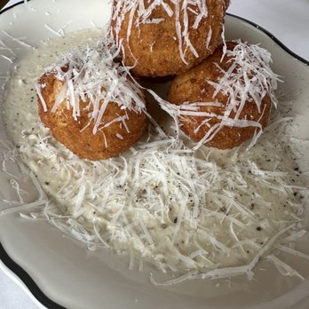 La Volta Pizza Club - Cacio e pepe arancini - Pizza Near Me - Austin, Texas La Volta Pizza Club - Cacio e pepe arancini - Pizza Near Me - Austin, Texas