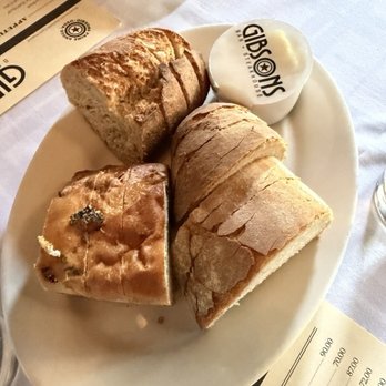 Gibsons Bar & Steakhouse - Complementary bread - Steakhouses Near Me - Chicago, Illinois