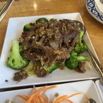 Palms Thai Restaurant - Garlic beef - Seafood Near Me - Los Angeles, California Palms Thai Restaurant - Garlic beef - Seafood Near Me - Los Angeles, California