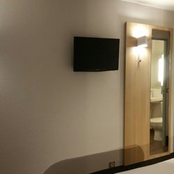 B&B Hôtel la Queue-en-Brie - Télévision