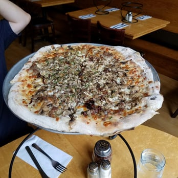 American Flatbread - New Vermont Sausage - Pizza Near Me - Burlington, Vermont