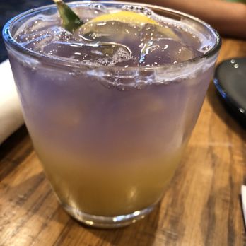 Paddlefish - Marina Hawaii drink (rotating special) - the bartenders apparently have a contest to make the best drink for this rotational drink! - Seafood Near Me - Orlando, Florida Paddlefish - Marina Hawaii drink (rotating special) - the bartenders apparently have a contest to make the best drink for this rotational drink! - Seafood Near Me - Orlando, Florida