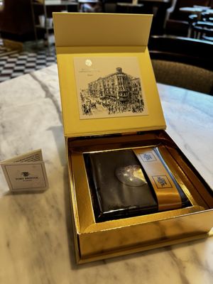 Café Bristol by null