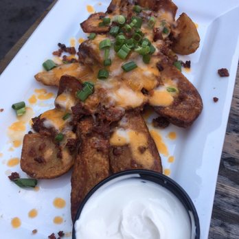 Le Warehouse - Potato skins - Bars Near Me - Montreal, Quebec Le Warehouse - Potato skins - Bars Near Me - Montreal, Quebec