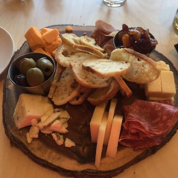 Hinterland Brewery - $16 Delicious cheese plate - New American Near Me - Green Bay, Wisconsin Hinterland Brewery - $16 Delicious cheese plate - New American Near Me - Green Bay, Wisconsin