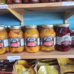 Auntie Em's Deli & Bakery