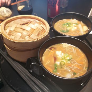 Cathay Pacific Airways First Class Lounge - Miso vegetable soup - Airport Lounges Near Me - London, XGL
