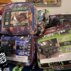 3 piece bed set, 2 pillow and1 blanket,  all different color designs