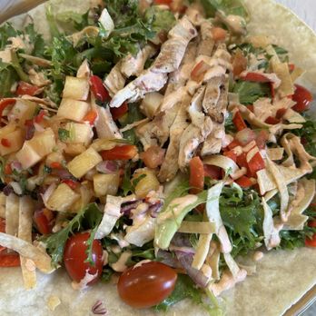 Dos Coyotes Border Cafe - Citrus Heights - Chicken with mango Adobe Salad - Bars Near Me - Citrus Heights, California Dos Coyotes Border Cafe - Citrus Heights - Chicken with mango Adobe Salad - Bars Near Me - Citrus Heights, California