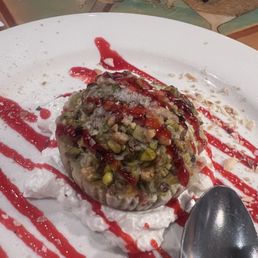 Pistachio dessert