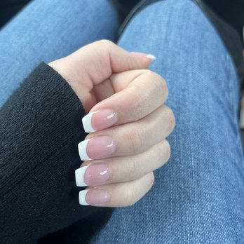 Ivy Nail Salon - Short white French tip dip powder - Nail Salons Near Me - Rialto, California