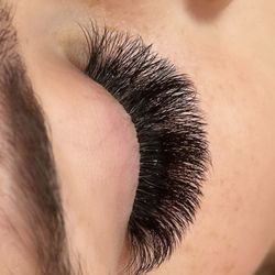 MAD Lashes x McCayleigh - Mega Volume Set