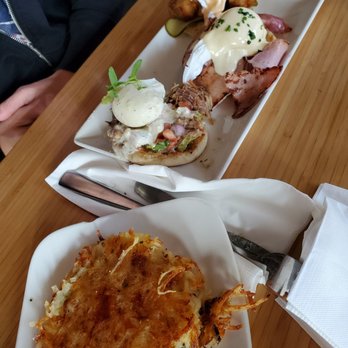 Early Bird - Benedict sampler - New American Near Me - Fullerton, California