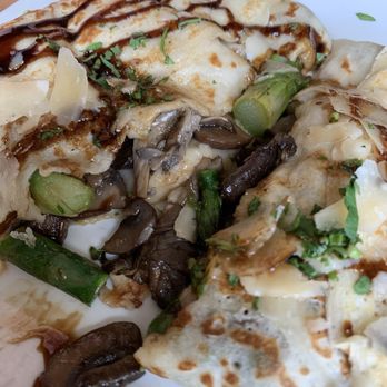 Belle Vie Cafe - Mushroom & Asparagus Crepe - Cafes Near Me - Guilford, Connecticut Belle Vie Cafe - Mushroom & Asparagus Crepe - Cafes Near Me - Guilford, Connecticut
