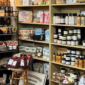 Country Junction - Home Decor Near Me - Clinton, Illinois