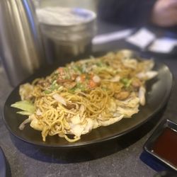 Sodam Chicken-Shoreline - S6 CHICKEN YAKISOBA 4/5 good just not amazing