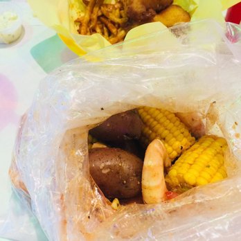 Kickin' Crab - Mild Cajun shrimp, potato and corn - Cajun/Creole Near Me - Carrollton, Texas