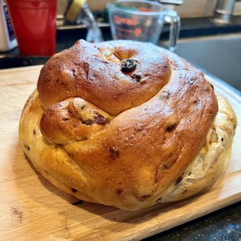 Rockland Bakery - Raisin challah - Bakeries Near Me - Nanuet, New York Rockland Bakery - Raisin challah - Bakeries Near Me - Nanuet, New York