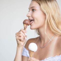 Luna Gelateria - Chocolate & Vanilla Mini Cones