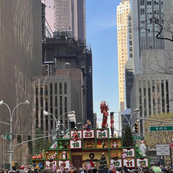 Macy's Thanksgiving Day Parade - A holiday float - Festivals Near Me - New York, New York