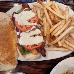 Wakeside Bar & Grill - Chicken Bacon Ranch with fries