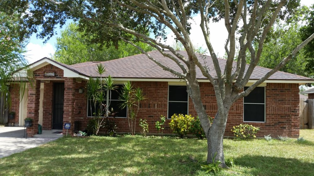 Slide of A&V Roofing