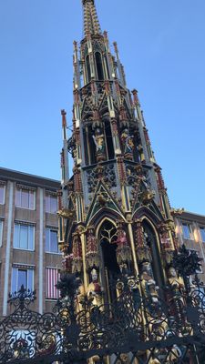 Schöner Brunnen by null