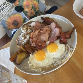 Tostado - Breakfast & Brunch Near Me - San Juan, Puerto Rico Tostado - Breakfast & Brunch Near Me - San Juan, Puerto Rico