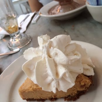 Serendipity 3 - Upper East Side - Humble Pie is my favorite! - Desserts Near Me - New York, New York