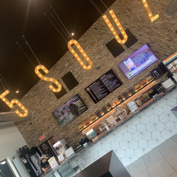 5 Soul Wine Co - First time here! - Wine Bars Near Me - Spicewood, Texas