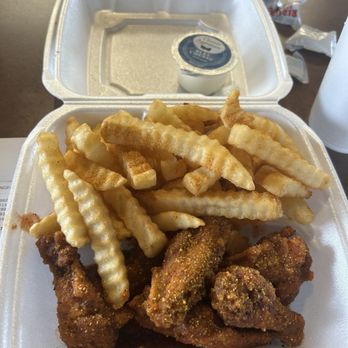 Mr Pj's Go Wings & Hibachi - 6 pc wing combo with Atlanta style wings (buffalo and lemon pepper) - Seafood Near Me - Macon, Georgia Mr Pj's Go Wings & Hibachi - 6 pc wing combo with Atlanta style wings (buffalo and lemon pepper) - Seafood Near Me - Macon, Georgia