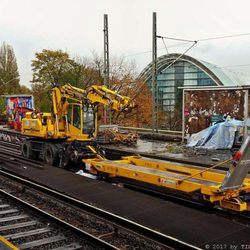 U/S-Bahnhof Berliner Tor - Bauarbeiten beim warten (05/2018)