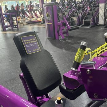 Planet Fitness - Broken machines and crowded machines - Gyms Near Me - Visalia, California Planet Fitness - Broken machines and crowded machines - Gyms Near Me - Visalia, California