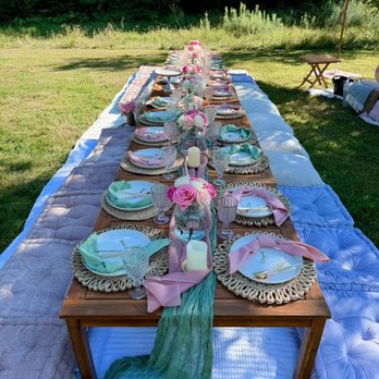 Pop Up Picnics Buffalo - Party & Event Planning Near Me