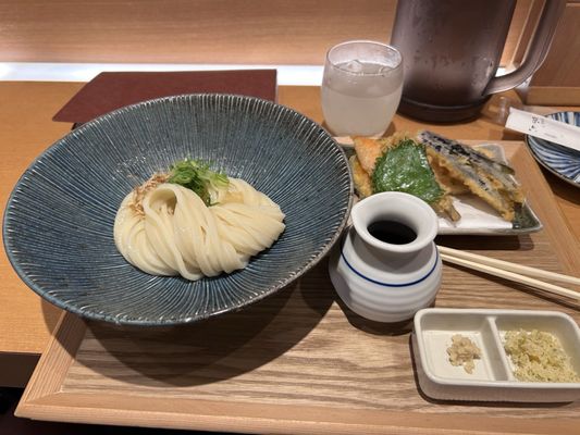 Kirimugiya Jinroku by null