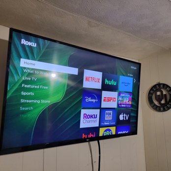 Justin Handyman - 42 inch bedroom TV on swivel mount. - TV Mounting Near Me Justin Handyman - 42 inch bedroom TV on swivel mount. - TV Mounting Near Me