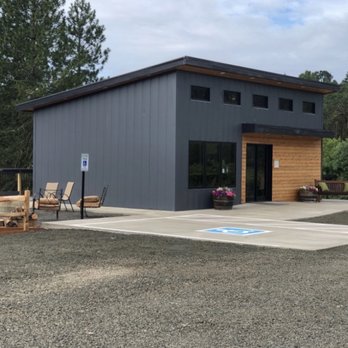 Benedetto Vineyards - Tasting room - Wine Tasting Room Near Me - Dallas, Oregon Benedetto Vineyards - Tasting room - Wine Tasting Room Near Me - Dallas, Oregon