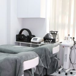 Young Beauty Skin Care - Flushing