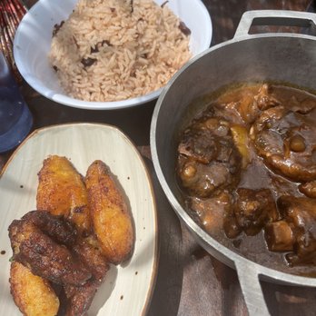 Dukunoo - Oxtails Rice and Peas - Caribbean Near Me - Miami, Florida