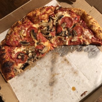 Casey's Pizza - Pizza Near Me - Turtle Creek, Pennsylvania