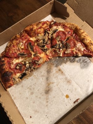 Casey's Pizza by null