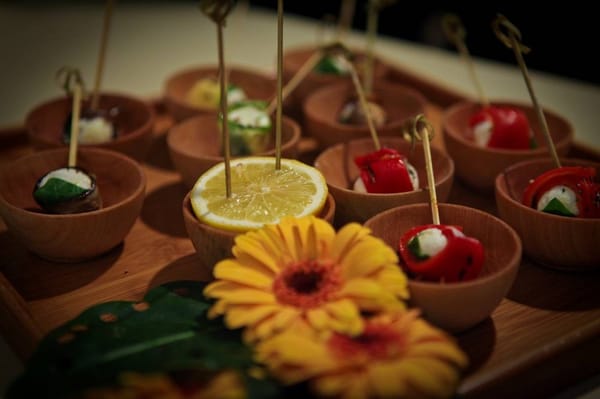 The Kitchen for Exploring Foods by null