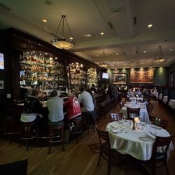 801 Chophouse Leawood - Inside