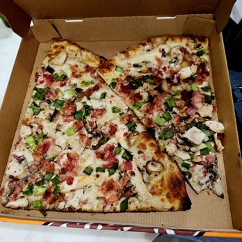 Pizza My Heart - 3x D'Lex Chicken & Bacon Pizza - Pizza Near Me - Los Gatos, California Pizza My Heart - 3x D'Lex Chicken & Bacon Pizza - Pizza Near Me - Los Gatos, California