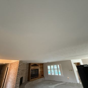 LVN Drywall - LVN drywall Inc finished with texture, retexture the whole living room ceiling. - Drywall Installation & Repair Near Me - Bakersfield, California LVN Drywall - LVN drywall Inc finished with texture, retexture the whole living room ceiling. - Drywall Installation & Repair Near Me - Bakersfield, California