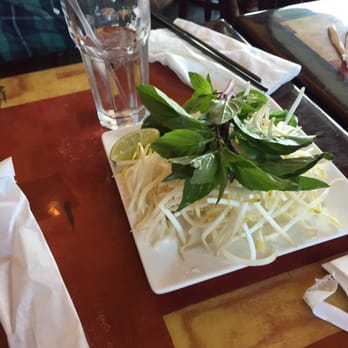 Pho Nom Nom - Garnishes that come with pho - Vietnamese Near Me - Rockville, Maryland Pho Nom Nom - Garnishes that come with pho - Vietnamese Near Me - Rockville, Maryland