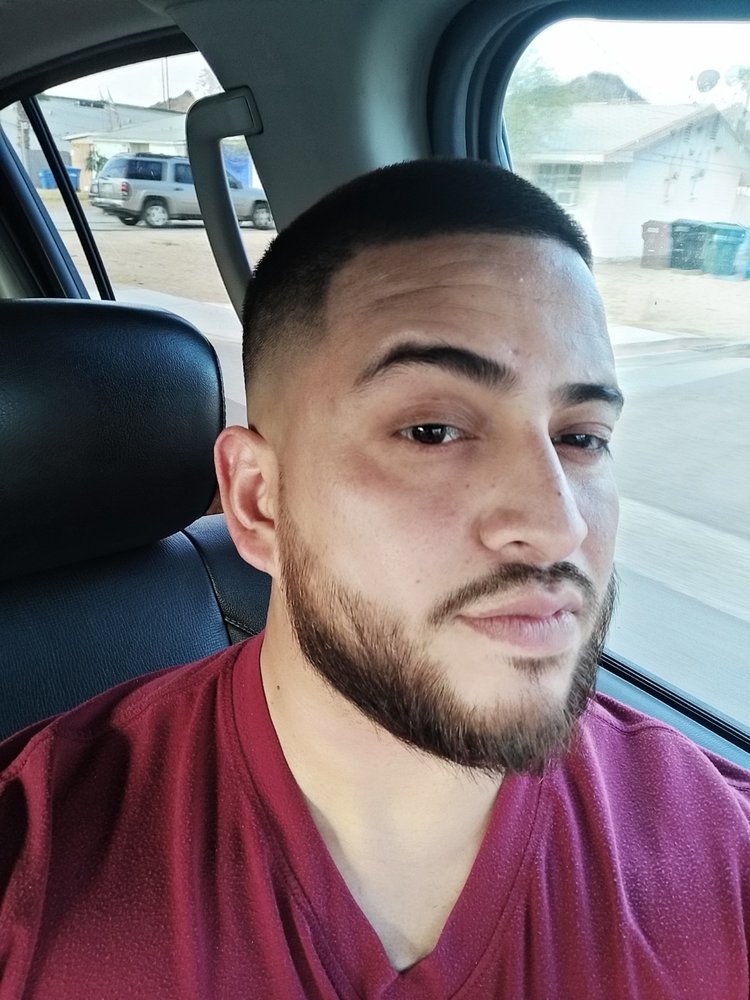 Pop's Barbershop Logo