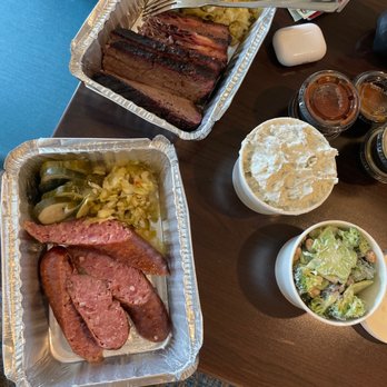 Mabel's BBQ - Barbeque Near Me - Cleveland, Ohio
