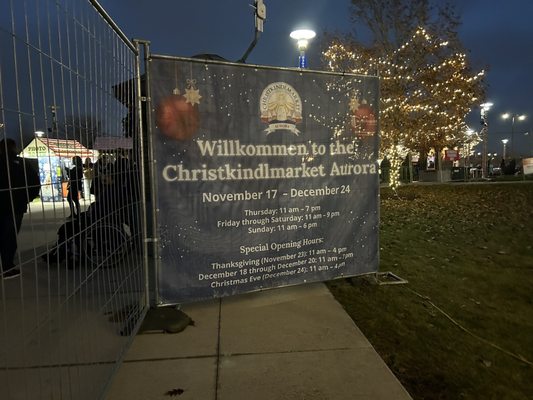 Christkindlmarket Aurora by null