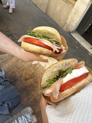Panino Divino by null